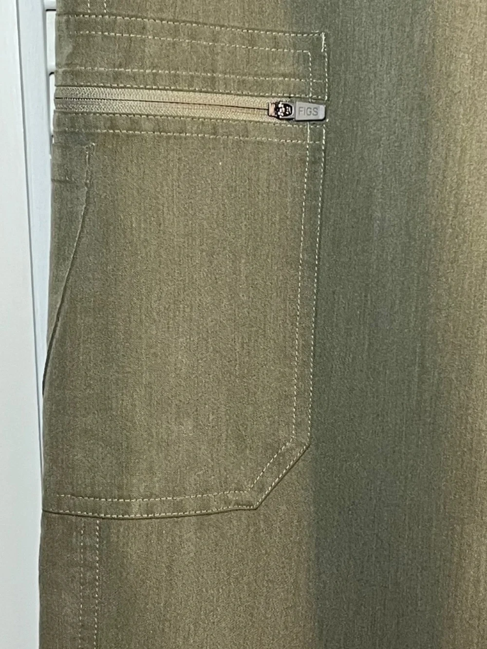 Figs MENS Cairo Heathered Olive (PO# 1449) Scrub Pants Size S NWOT